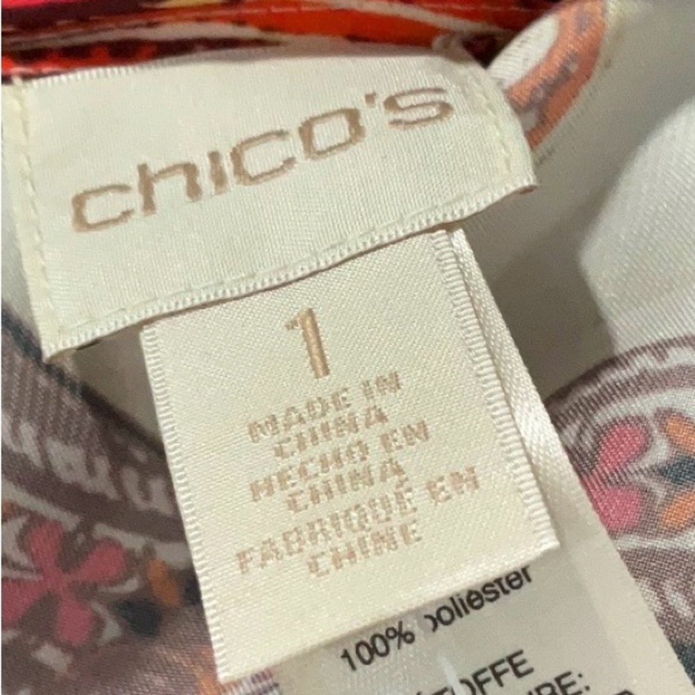 NWT Chico's Vibrant Paisley Blouse - Red, Orange, Cream V-Neck and Flare Sleeves - Picture 5 of 6